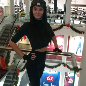Victoria's photo