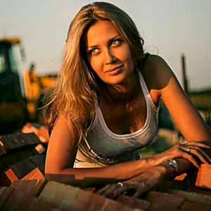Anastasiya Popova's photo