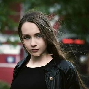 yan groover's photo