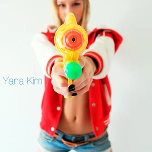 Yana Kim's photo