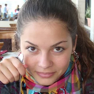 no make up!