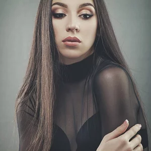 Maria Artamonova的照片