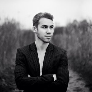 Александр Таможенко