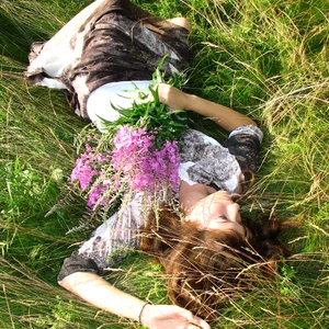 Flora's photo