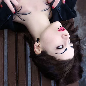 Juliet V's photo