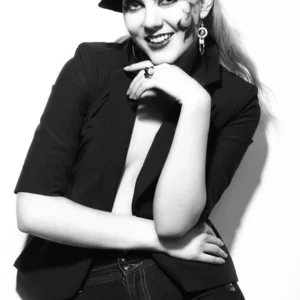 Olya Lukisha's photo