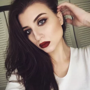 Darina Savenko picture