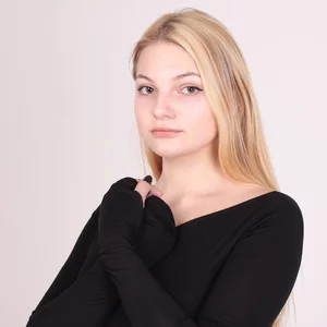 Alina Majami picture