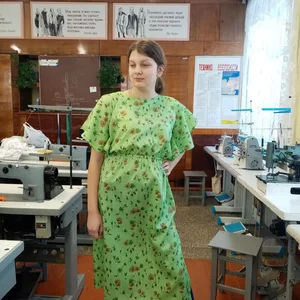 Примеряю сшитое плятье
