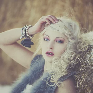 Тома Dove's photo