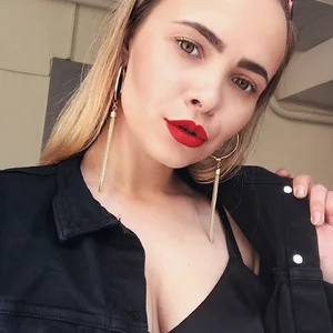Alina Hamidullova picture