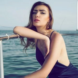 Yana Obolenskaya的照片
