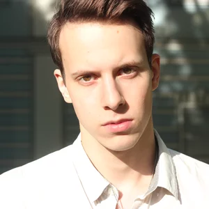 Nikita Kuzmin的照片