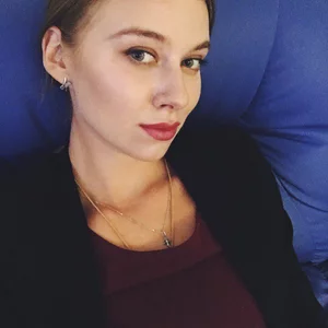 anastasia shumova的照片