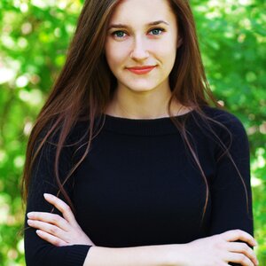 Viktoriia Marchenko picture