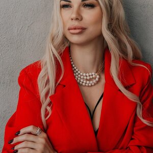 Юлия Невзорова
