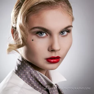 Anna DeLuna的照片