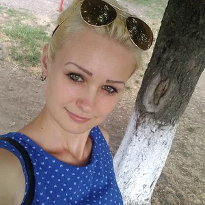 Ana Kosova的照片