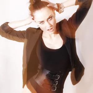 Nina Kuznurova的照片