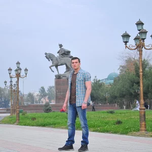 Aziz Husainov's photo