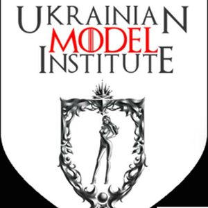 Логотип Institutemodel