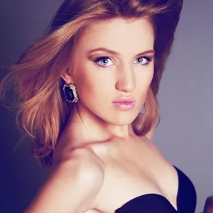 Alyona Stepanova picture