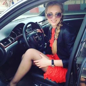 Lena Goldobina picture