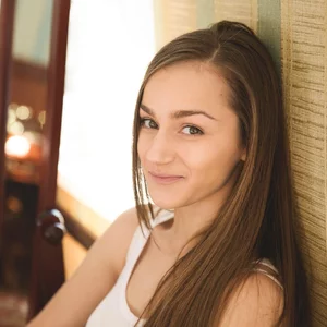 Elena Zhura picture
