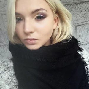Ekaterina Lobanova的照片