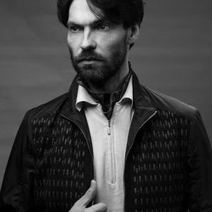 Roman Zjatkov的照片