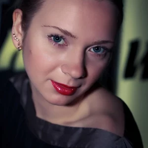 Viktoria Surinova's photo