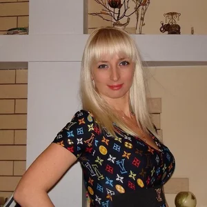 Victoria Ashton picture