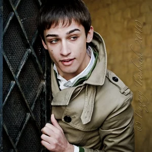 Eugeny Jin's photo