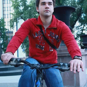 Rovshan Vakhidov's photo