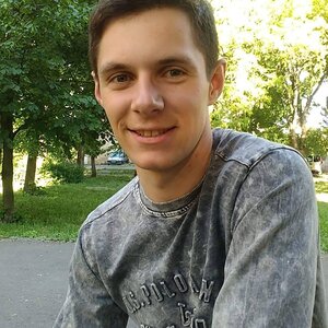 Владислав Дихтярев