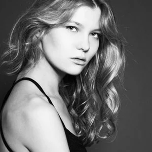 In Paris (Madmoiselle)