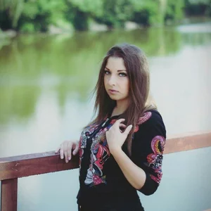 Foto Lia Tunik