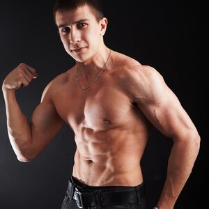 Владимир Zyzz Григорьев