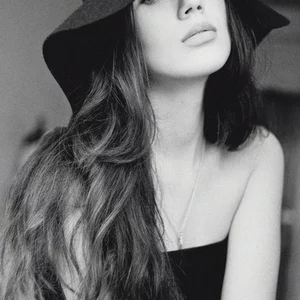 SKymodels Women