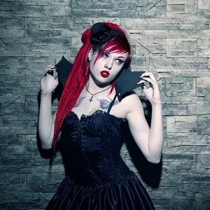 Ana Zombi's photo