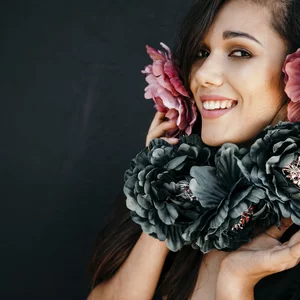 Beauty, Lady, Hairstyle, Cheek, Smile, Lip, Eye, Black hair