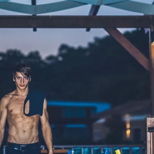 Viktor Klimenko的照片