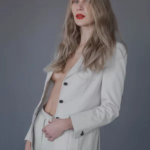Veronika Matuah的照片