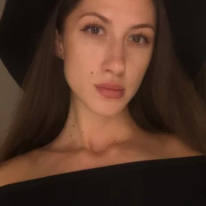 Anastasia Ul' picture