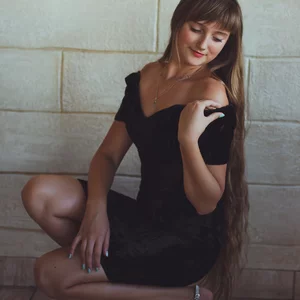 Eva Poplavs'ka's photo