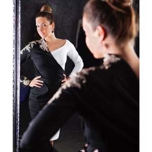 Zara Marshani's photo