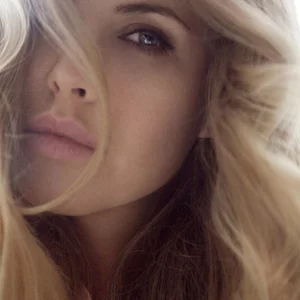 Zena Amurova picture