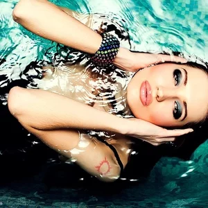 Jolie Vetta's photo