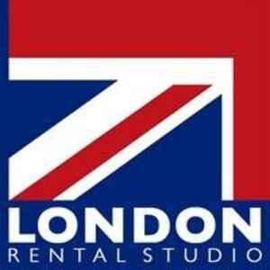 Логотип LONDON STUDIO
