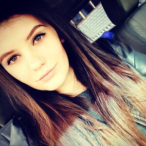 Анна Отрешко